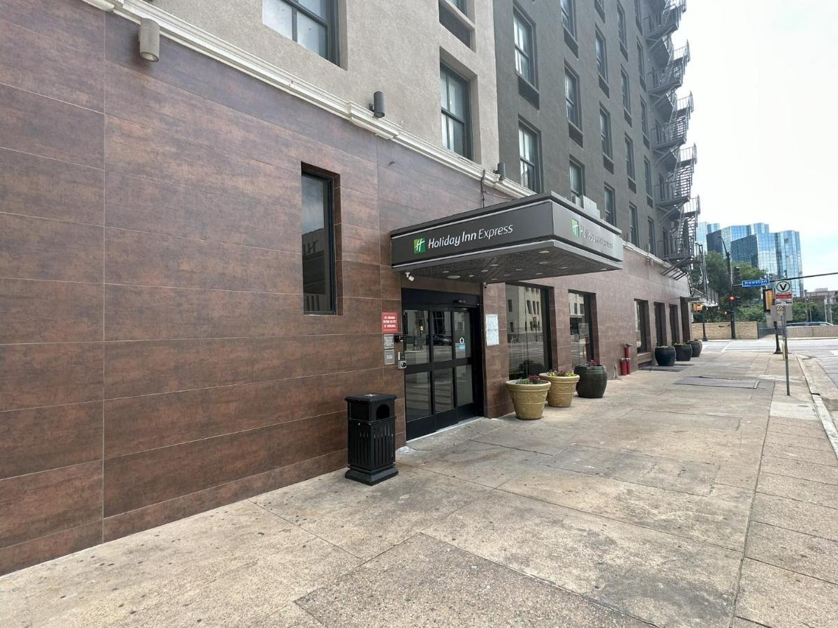 Holiday Inn Express - Dallas Downtown By Ihg Exteriör bild