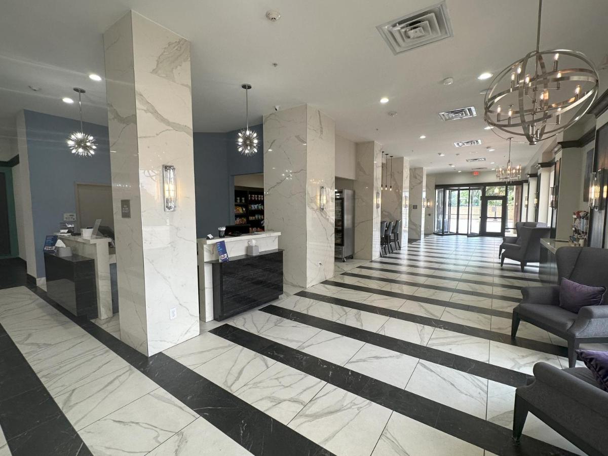 Holiday Inn Express - Dallas Downtown By Ihg Exteriör bild